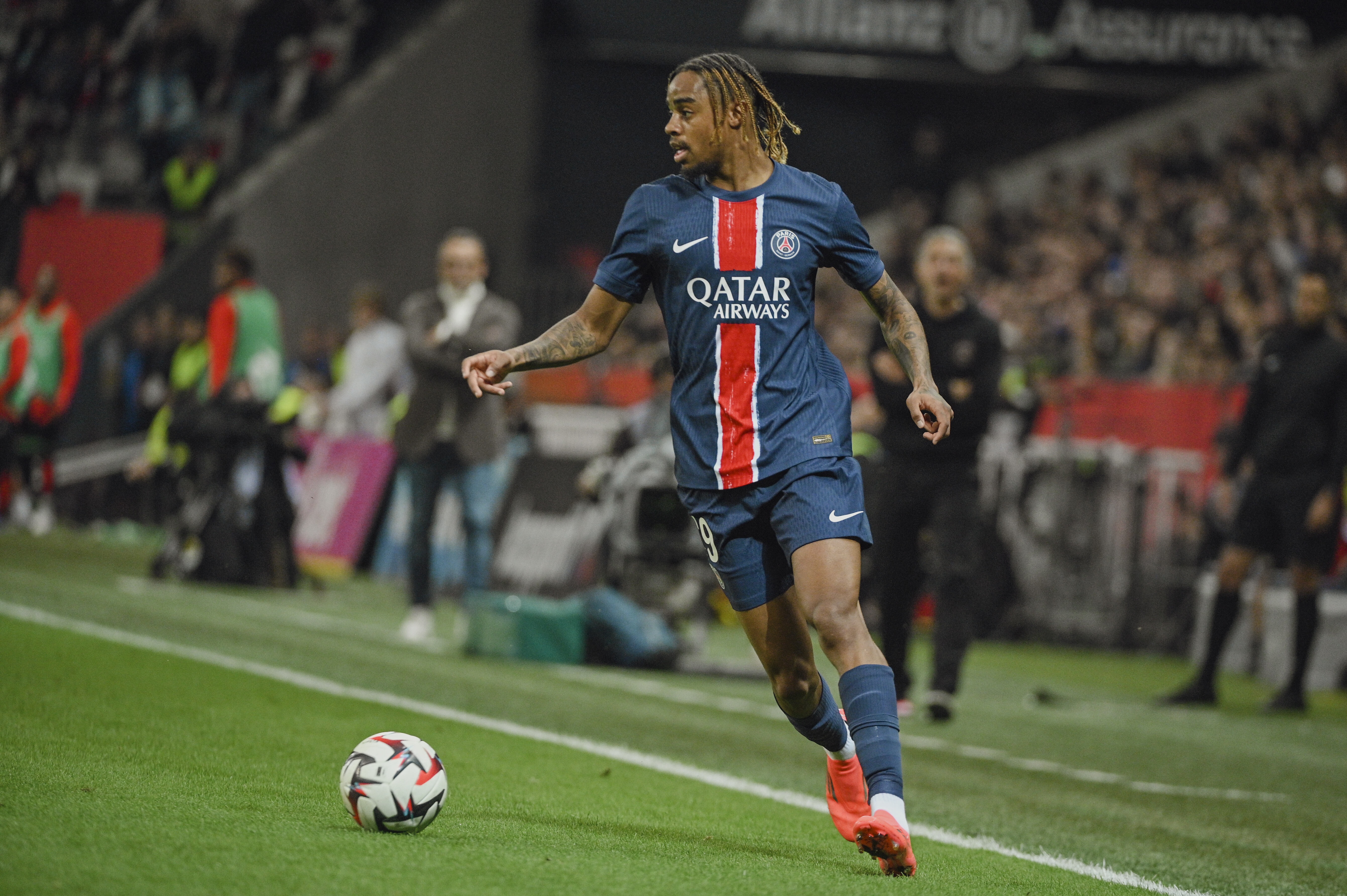 2025年五大联赛参与进球榜:登贝莱、拉菲尼亚前二,巴尔科拉第三 2025年五大联赛参与进球榜:登贝莱、拉菲尼亚前二,巴尔科拉第三