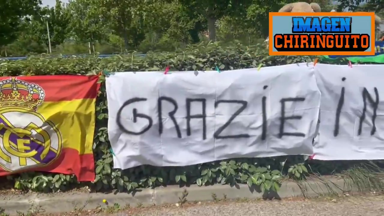 感谢!巴萨遭淘汰后皇马基地外现标语感谢国米,周末将迎国家德比 感谢!巴萨遭淘汰后皇马基地外现标语感谢国米,周末将迎国家德比