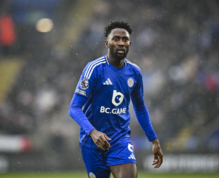 记者:恩迪迪更可能前往德甲而非英超,其解约金已降至900万镑 记者:恩迪迪更可能前往德甲而非英超,其解约金已降至900万镑