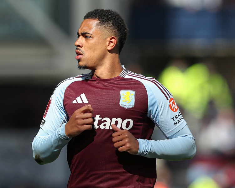 泰晤士:纽卡预计3800万镑签维拉中场拉姆塞,交易非常接近完成 泰晤士:纽卡预计3800万镑签维拉中场拉姆塞,交易非常接近完成